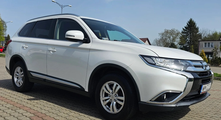 Mitsubishi Outlander cena 67900 przebieg: 151022, rok produkcji 2016 z Terespol małe 379